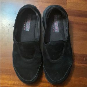 Like new sketchers go walk!
